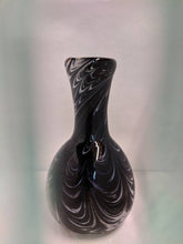 Load image into Gallery viewer, Elegant Black glass handsoap dispenser
